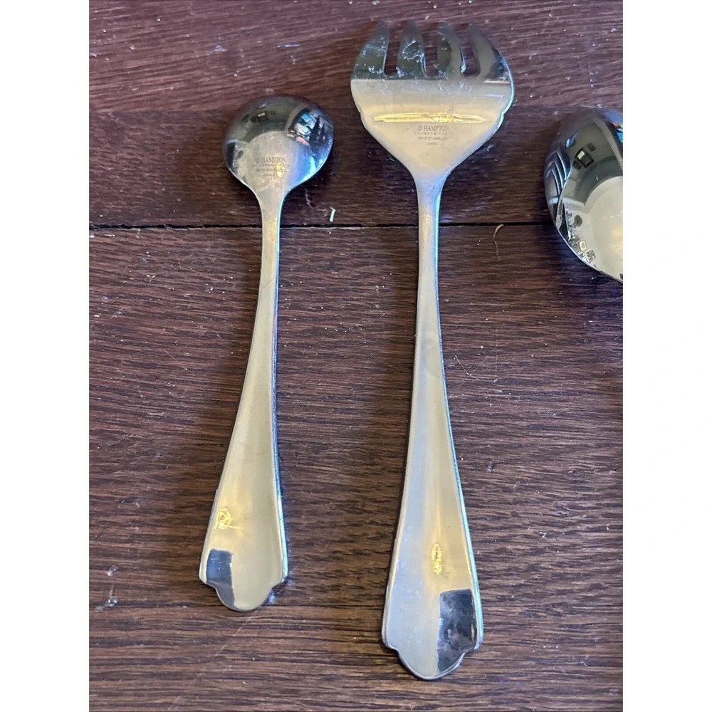 Serving Set Of 4 Petal By Hampton Silversmith Discontinued Stainless Glossy